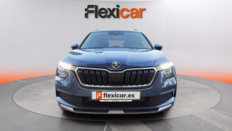 Usado Skoda Kamiq Ambition 110 CV (80 kW) 2021 Azul SUV