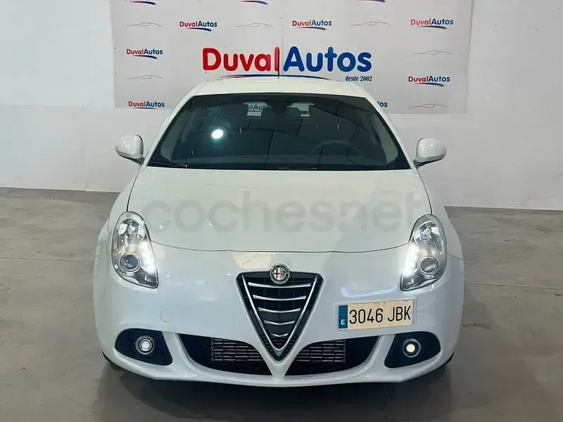 Usado Alfa Romeo Giulietta Progression 105 CV (77 kW) 2014 Blanco Utilitario