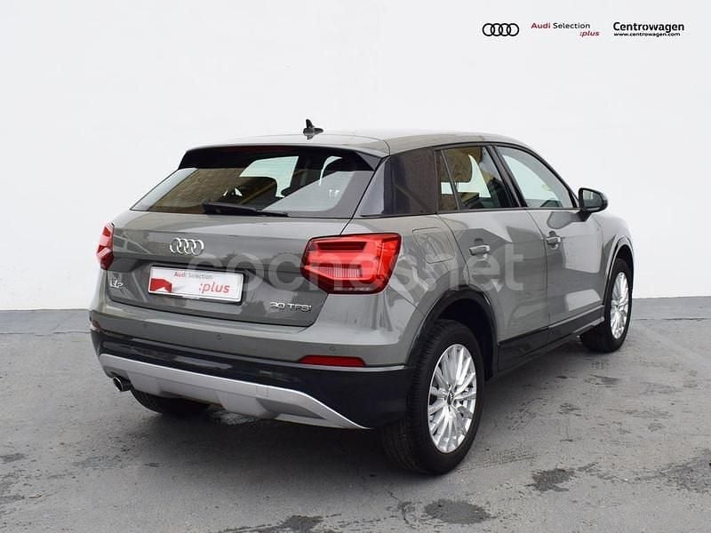 Usado Audi Q2 Design 116 CV (85 kW) 2020 Gris / plata SUV