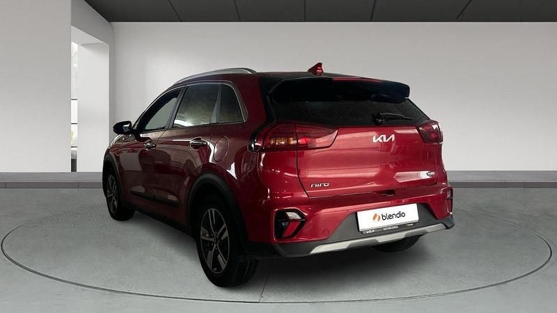Usado Kia Niro 141 CV (103 kW) 2021 Rojo SUV