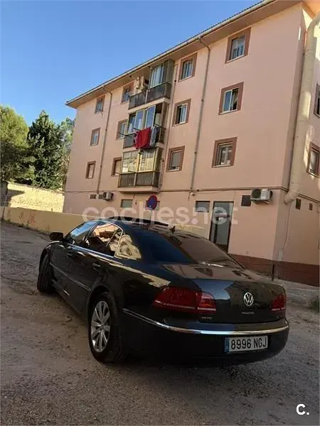 Usado VW Phaeton 240 CV (176 kW) 2011 Marrón Berlina