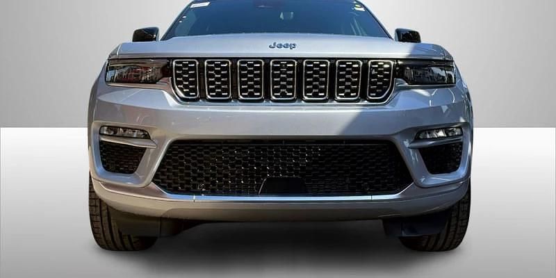 Nuevo Jeep Grand Cherokee Summit 381 CV (280 kW) 2025 Plata SUV