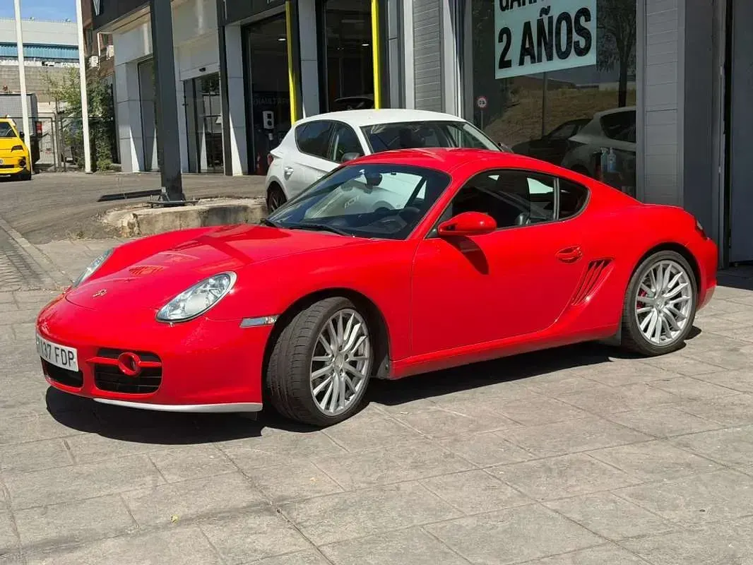 Usado Porsche Cayman S 295 CV (216 kW) 2006 Rojo Coupe