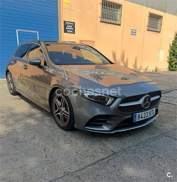 Gris / plata Usado 2019 Mercedes A220 Berlina | 25.990 € (Un poco caro) - Imagen 1/4