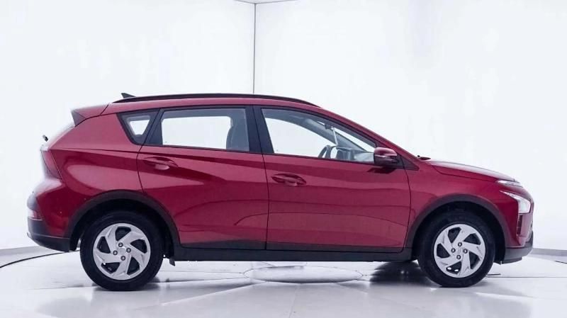 Nuevo Hyundai Bayon 100 CV (73 kW) 2026 Granate SUV