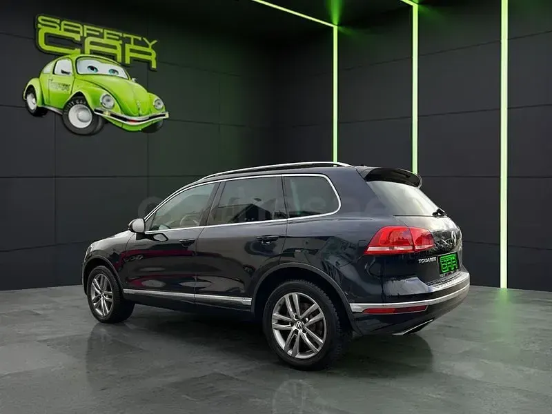 Usado VW Touareg 262 CV (192 kW) 2017 Azul SUV