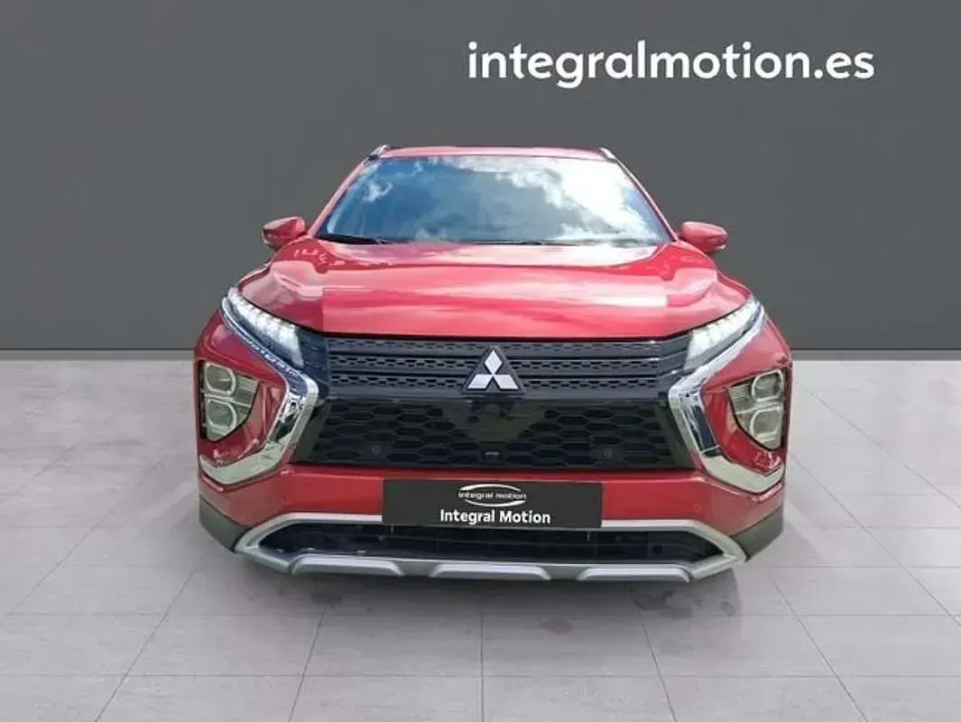 Usado Mitsubishi Eclipse Cross 188 CV (138 kW) 2025 Rojo SUV