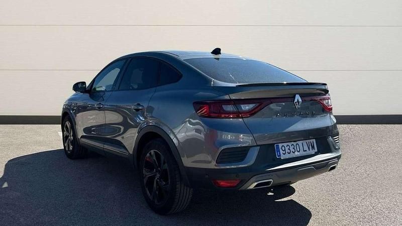 Usado Renault Arkana RS Line 141 CV (103 kW) 2021 Gris SUV