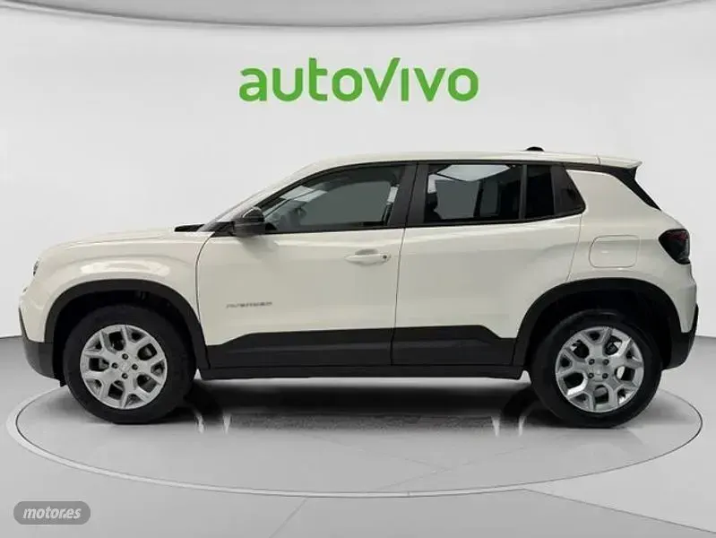 Usado Jeep Avenger Altitude 100 CV (73 kW) 2024 Blanco SUV