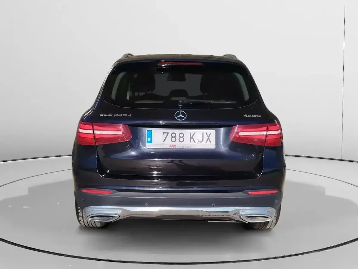 Usado Mercedes GLC220 170 CV (125 kW) 2018 Negro SUV