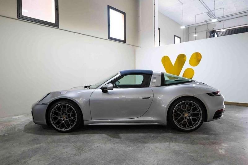 Gris Usado 2021 Porsche 992 Coupe | 147.900 € - Imagen 1/4