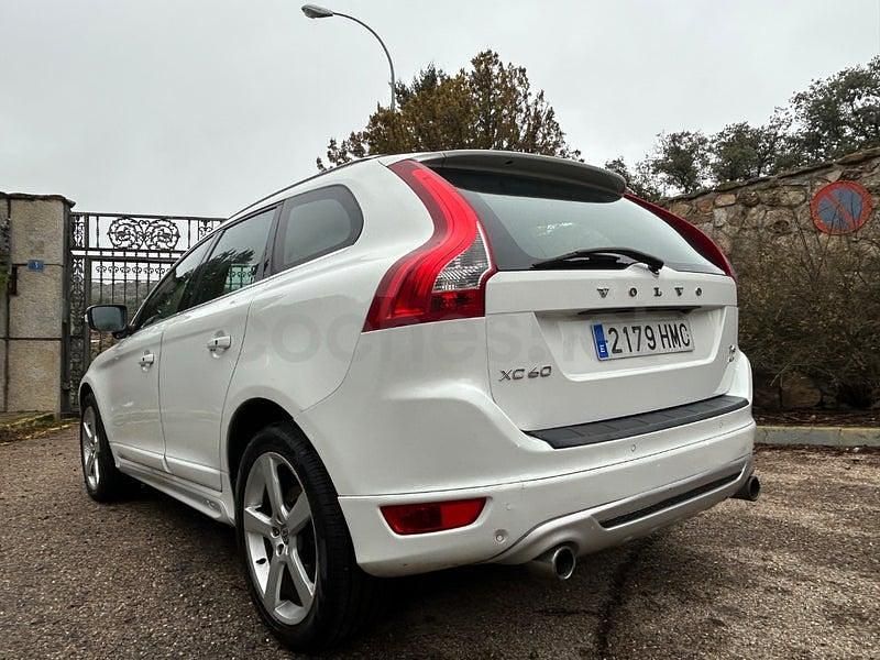 Usado Volvo XC60 R-Design 304 CV (223 kW) 2012 Blanco SUV