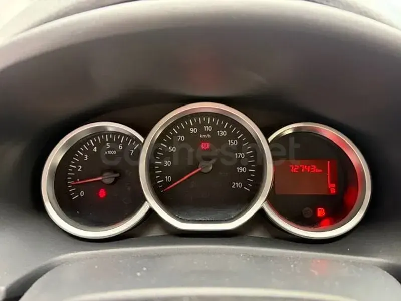 Usado Dacia Sandero Stepway 90 CV (66 kW) 2017 Blanco Berlina