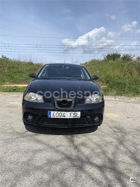 Usado Seat Ibiza Reference 70 CV (51 kW) 2007 Negro Utilitario