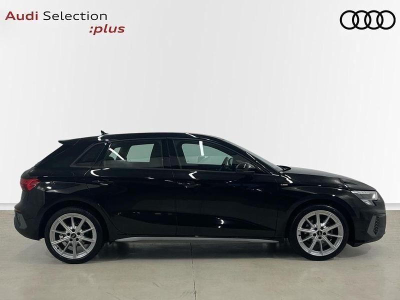 Usado Audi A3 S-Line 116 CV (85 kW) 2022 Negro Berlina