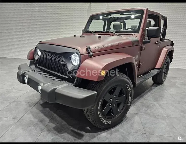 Usado Jeep Wrangler Sahara 200 CV (147 kW) 2016 Granate SUV