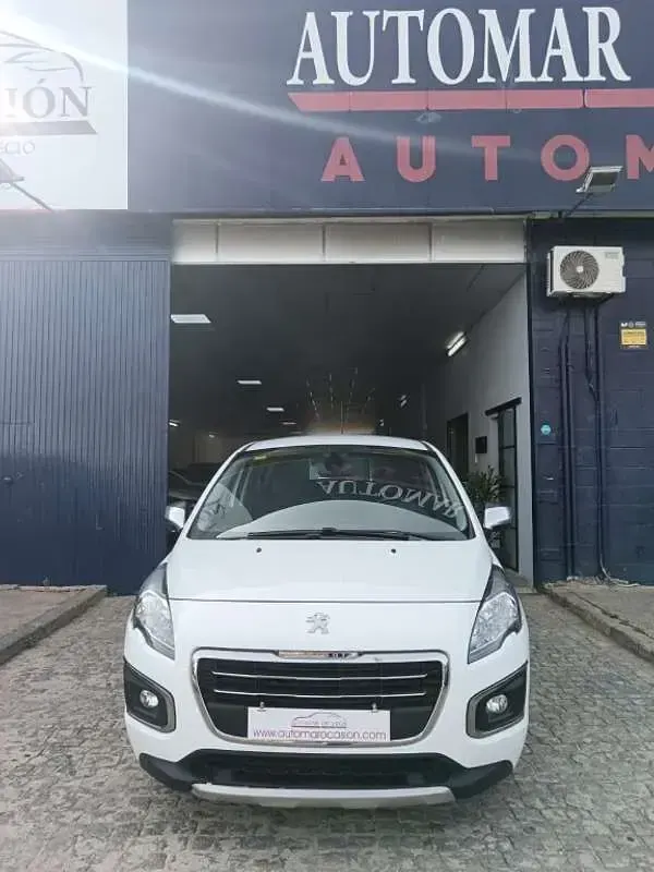 Usado Peugeot 3008 Active 131 CV (96 kW) 2016 Blanco SUV