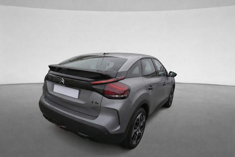 Usado Citroën C4 Feel 101 CV (74 kW) 2023 Gris acero SUV