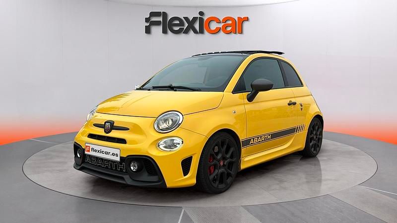 Usado Abarth 595 180 CV (132 kW) 2018 Amarillo Berlina