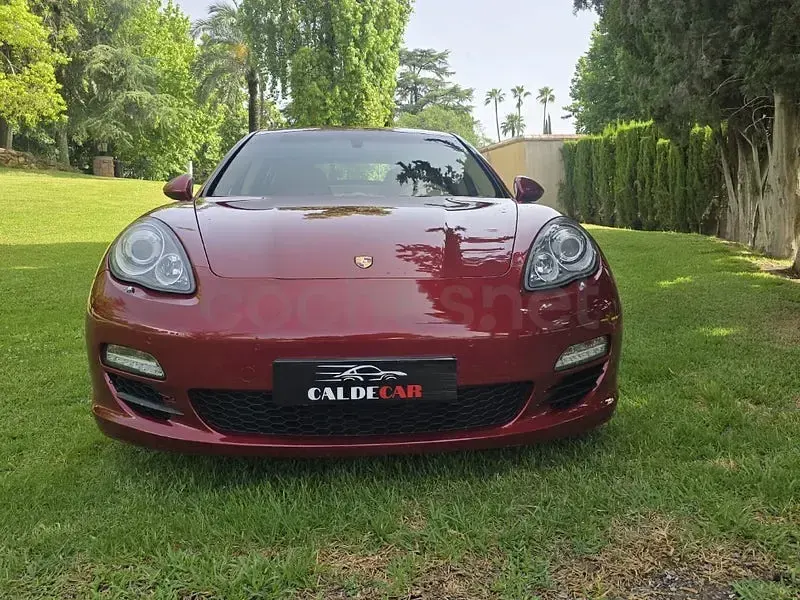 Usado Porsche Panamera 400 CV (294 kW) 2010 Granate Utilitario