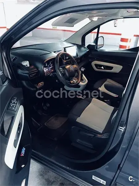 Usado Citroën Berlingo Shine 130 CV (95 kW) 2018 Negro Monovolumen