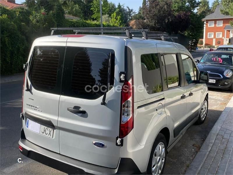 Usado Ford Transit Connect 100 CV (73 kW) 2015 Gris / plata Monovolumen