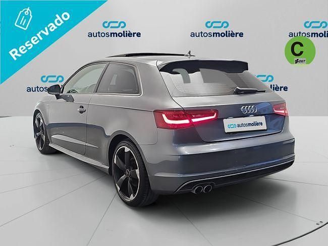 Usado Audi A3 S-Line 150 CV (110 kW) 2015 Gris Utilitario