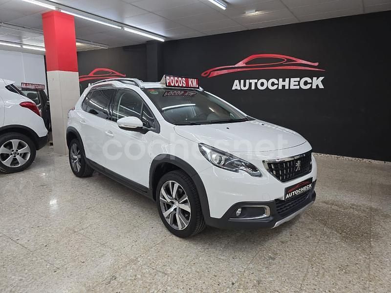 Usado Peugeot 2008 Allure 131 CV (96 kW) 2019 Blanco SUV