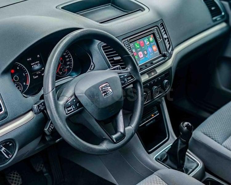 Usado Seat Alhambra Reference 150 CV (110 kW) 2019 Blanco Monovolumen