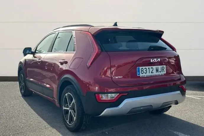 Usado Kia e-Niro 135 kW (184 CV) 2023 Rojo SUV