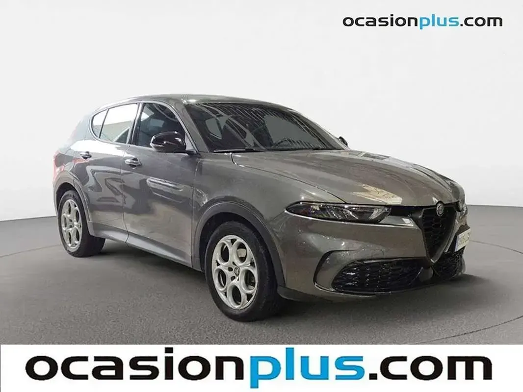Usado Alfa Romeo Tonale Sprint 2022 Gris SUV