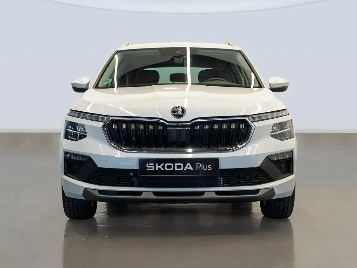 Usado Skoda Kamiq Selection 116 CV (85 kW) 2025 Blanco SUV