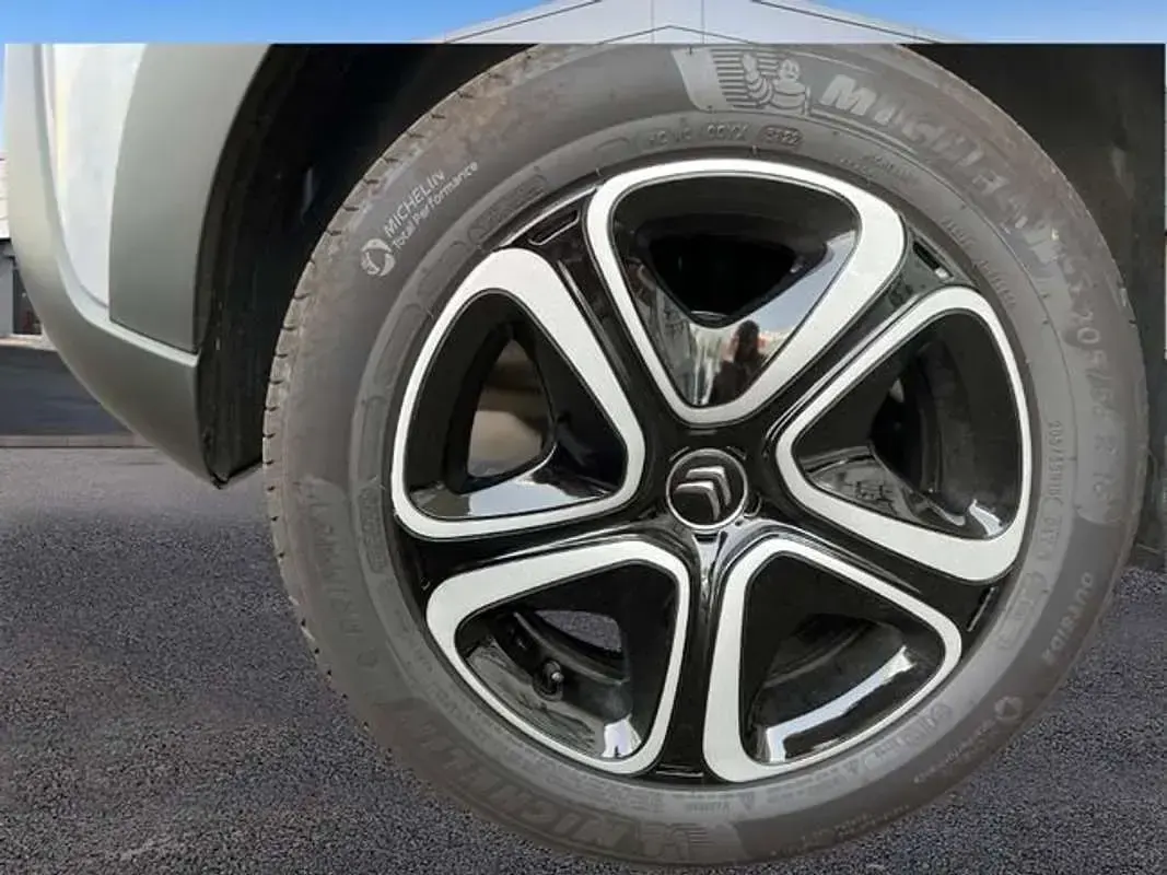 Usado Citroën C3 PureTech 83 CV (61 kW) 2023 Blanco Utilitario