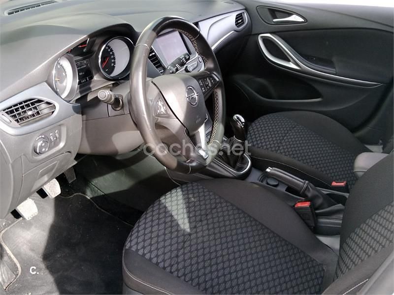Używany Opel Astra Selective 110 KM (80 kW) 2018 Biały Sedan/Limuzyna