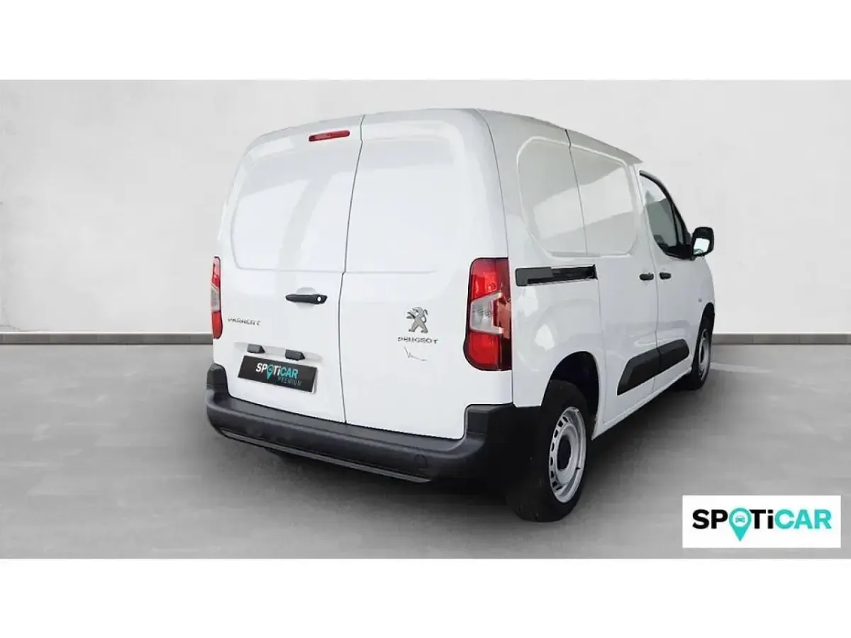 Usado Peugeot Partner 98 CV (72 kW) 2021 Blanco Monovolumen