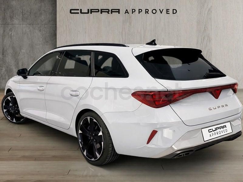 Usado Cupra Leon 150 CV (110 kW) 2025 Blanco Familiar