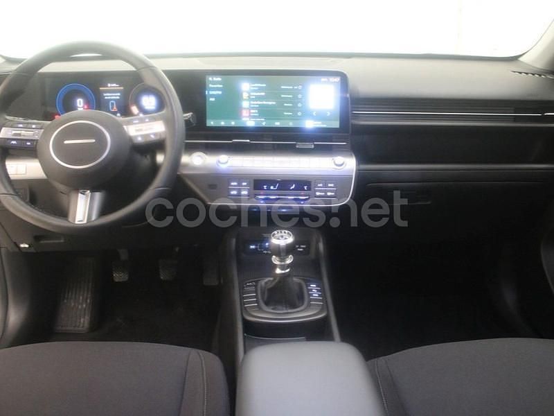 Usado Hyundai Kona 120 CV (88 kW) 2024 Blanco SUV