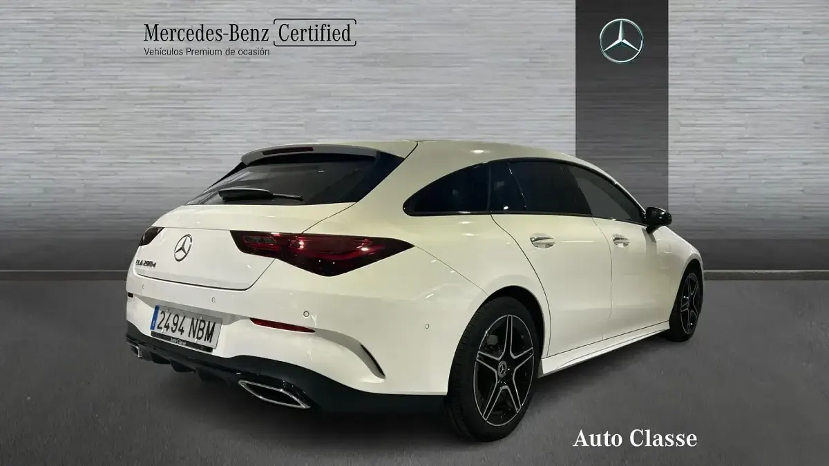 Usado Mercedes CLA200 150 CV (110 kW) 2025 Blanco Berlina