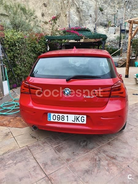 Usado BMW 116 116 CV (85 kW) 2015 Rojo Utilitario