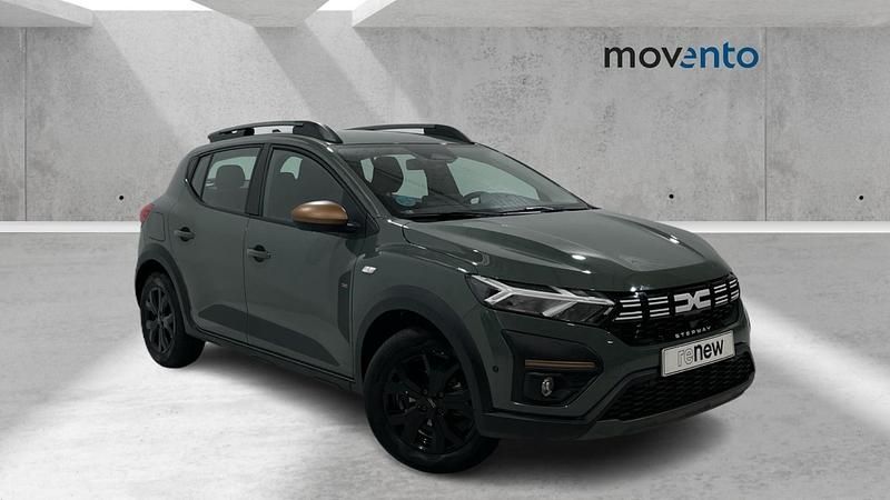 Verde Usado 2024 Dacia Sandero Extreme Berlina | 17.500 € (Un poco caro) - Imagen 1/4