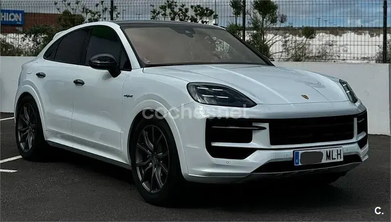 Usado Porsche Cayenne E-Hybrid Coupe Black Edition 470 CV (345 kW) 2024 Blanco SUV