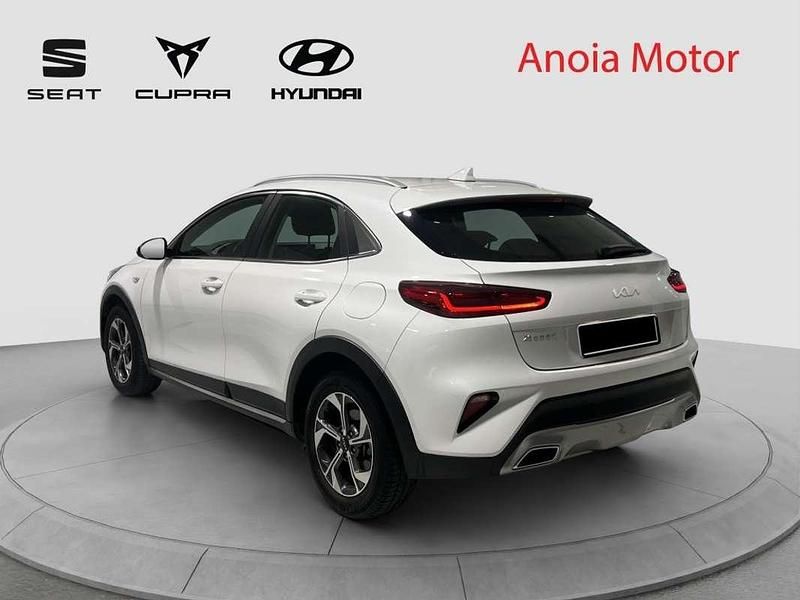 Usado Kia XCeed 120 CV (88 kW) 2022 Blanco SUV