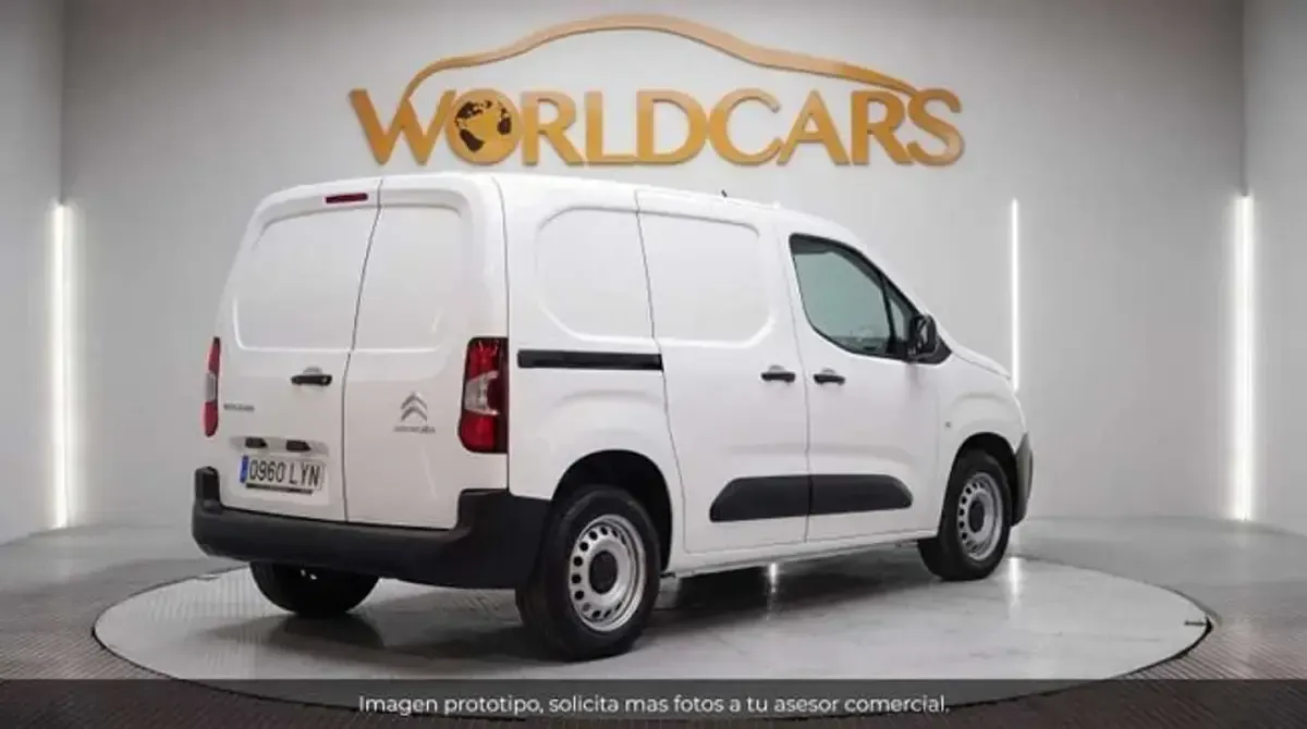 Usado Citroën Berlingo 74 kW (101 CV) 2022 Blanco Monovolumen
