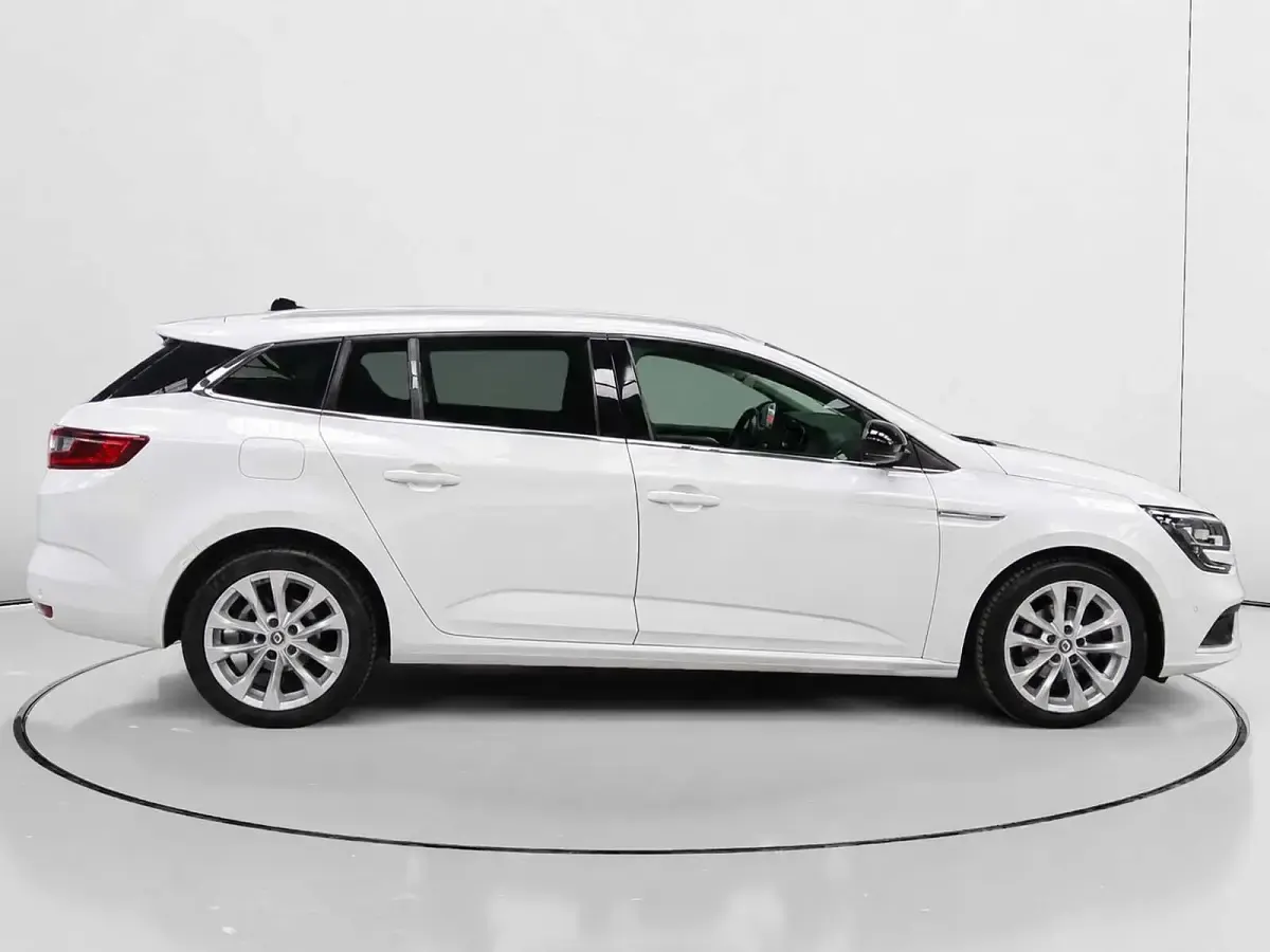 Usado Renault Mégane 130 CV (95 kW) 2018