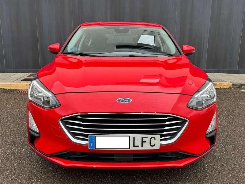 Usado Ford Focus Titanium 120 CV (88 kW) 2020 Rojo Utilitario