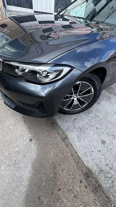 Usado BMW 318 150 CV (110 kW) 2022 Gris Berlina