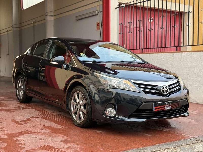 Usado Toyota Avensis Executive 150 CV (110 kW) 2013 Azul Berlina
