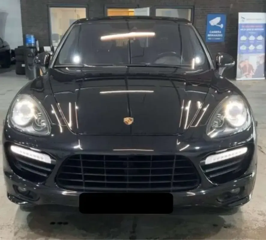 Usado Porsche Cayenne GTS 420 CV (308 kW) 2014 Negro SUV
