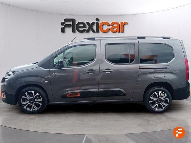 Usado Citroën Berlingo Shine 130 CV (95 kW) 2021 Gris Monovolumen