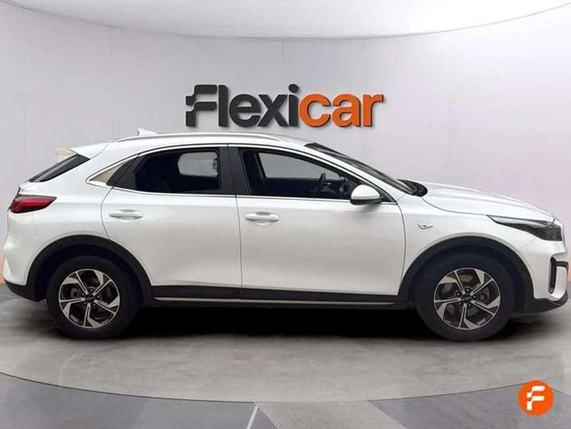 Usado Kia XCeed 120 CV (88 kW) 2023 Blanco SUV